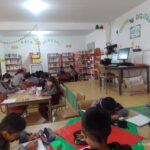 “Temporada escuela biblioteca pública 2024” en las ocho estanterías del municipio